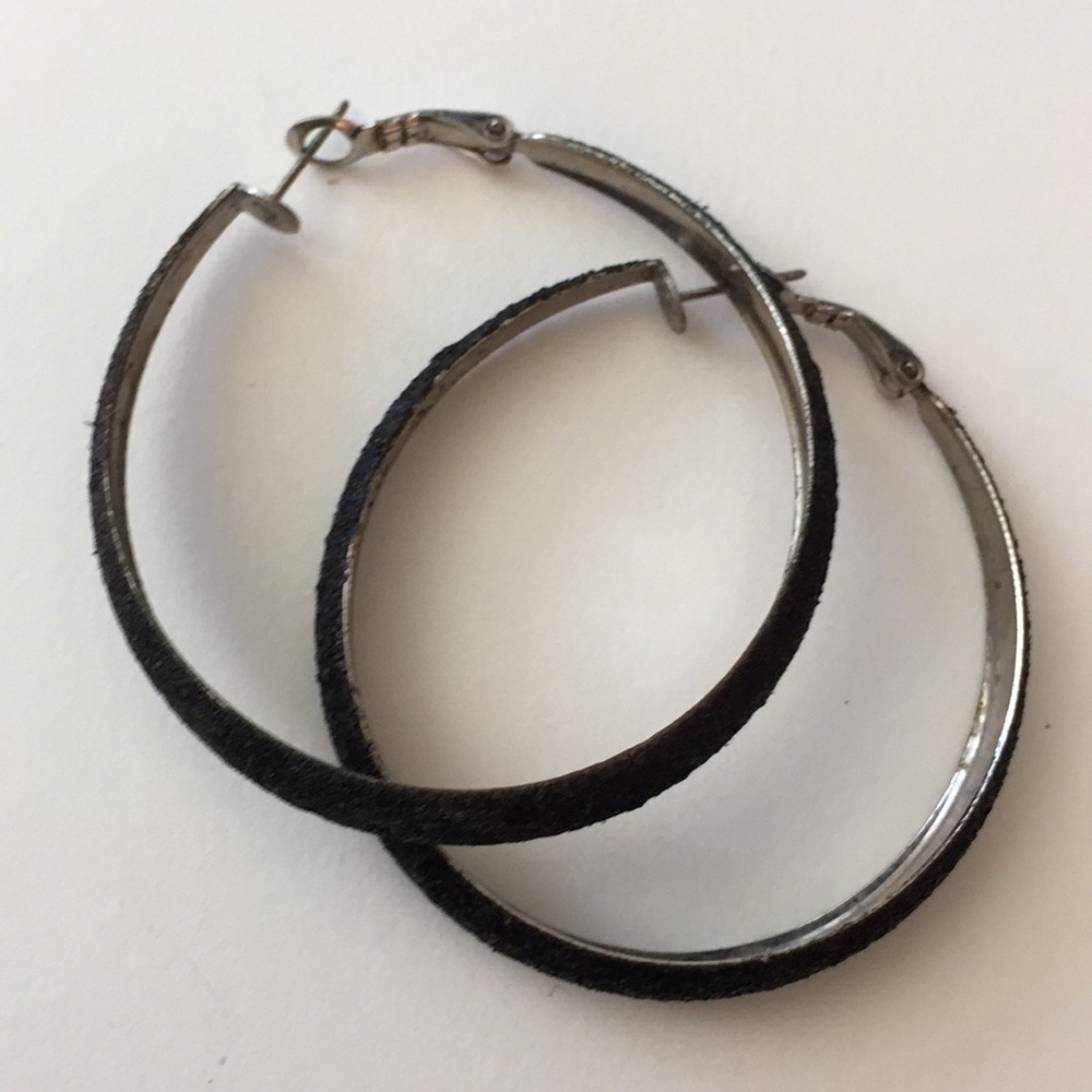Shiny black hoop earrings